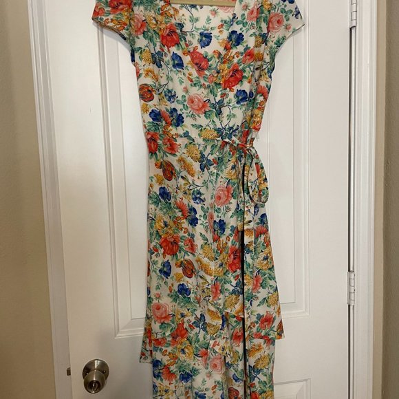 WAYF Oleander Wrap Midi Dress - Picture 6 of 6
